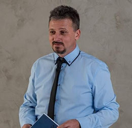 Családállítás